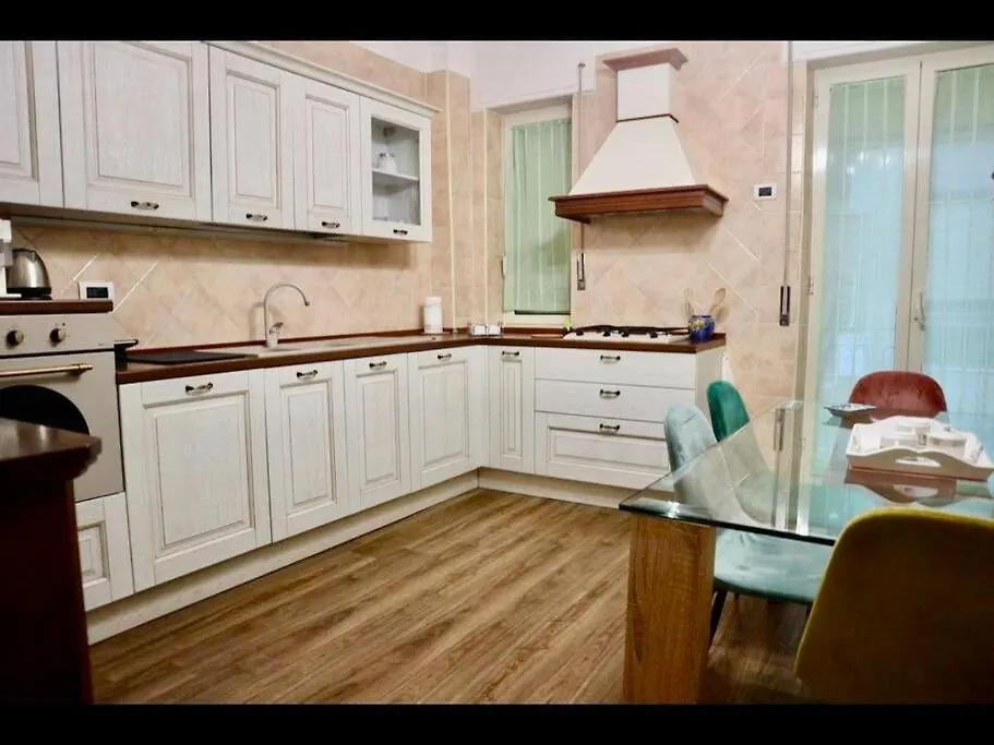 The House Of Grandma Apartment Naples